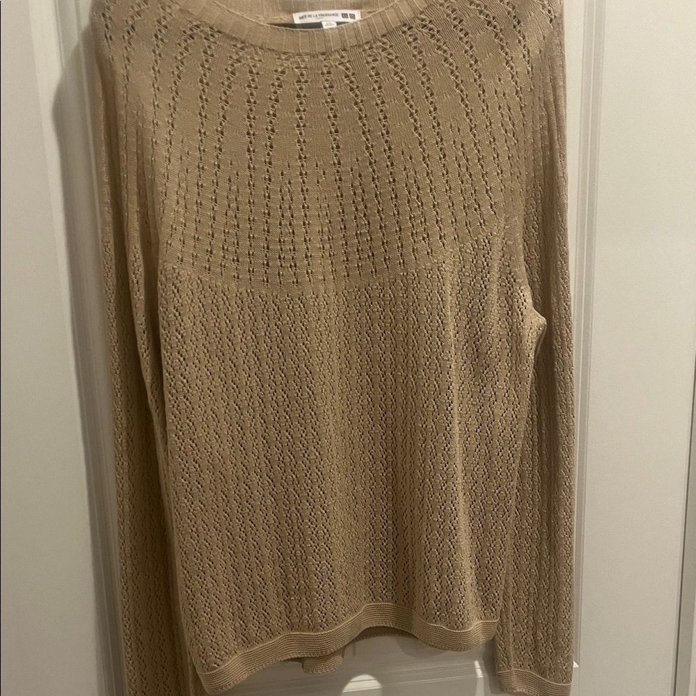 Uniqlo Beige Women's Crew Neck Sweater